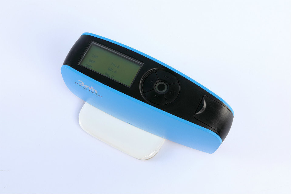 Buy cheap 3nh Digital Gloss Meter For Paint 1000gu AA Battery Power Supply YG60 product
