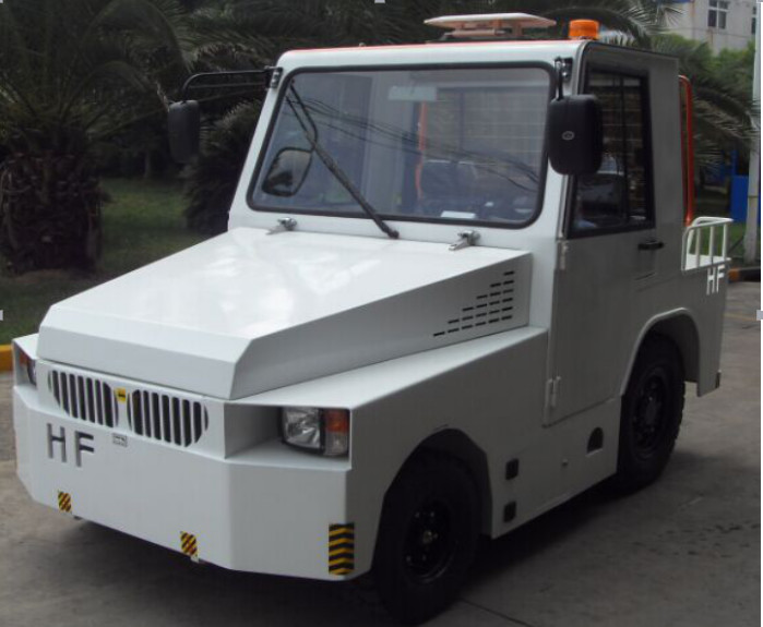 Buy cheap High Efficiency Tug Aircraft Tow Tractor Euro 3 / Euro 4 Emission Standard product