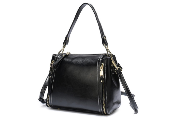 Buy cheap Korean Style Oil Wax Cowhide Handbag , Single Shoulder Oblique Straddle Female Bag product
