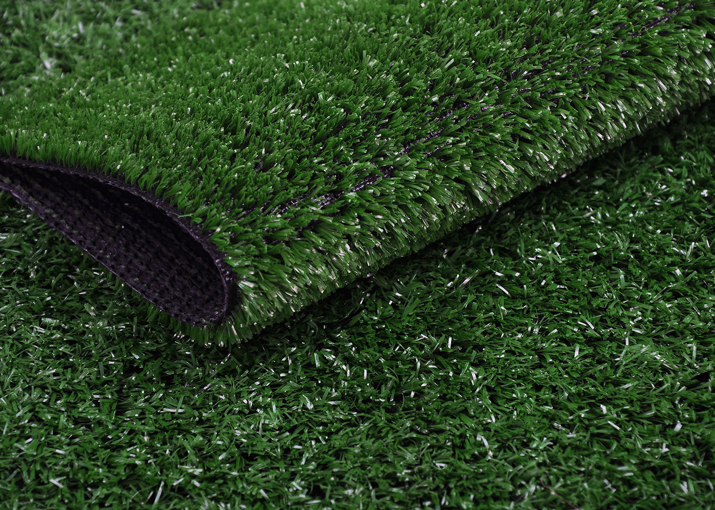 Buy cheap 5mm Pet Friendly 6000D Realistic Artificial Turf product