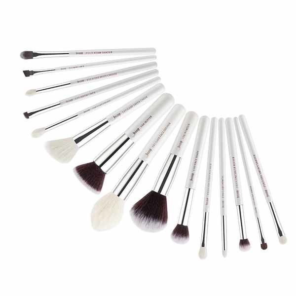 Buy cheap White / Silver 15pcs Essential Makeup Brushes Natural Hair Wood Handle from wholesalers