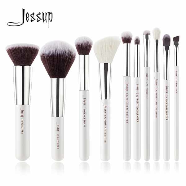 Buy cheap Precise Soft Bristles Natural Makeup Brushes Set For Face And Eyes product