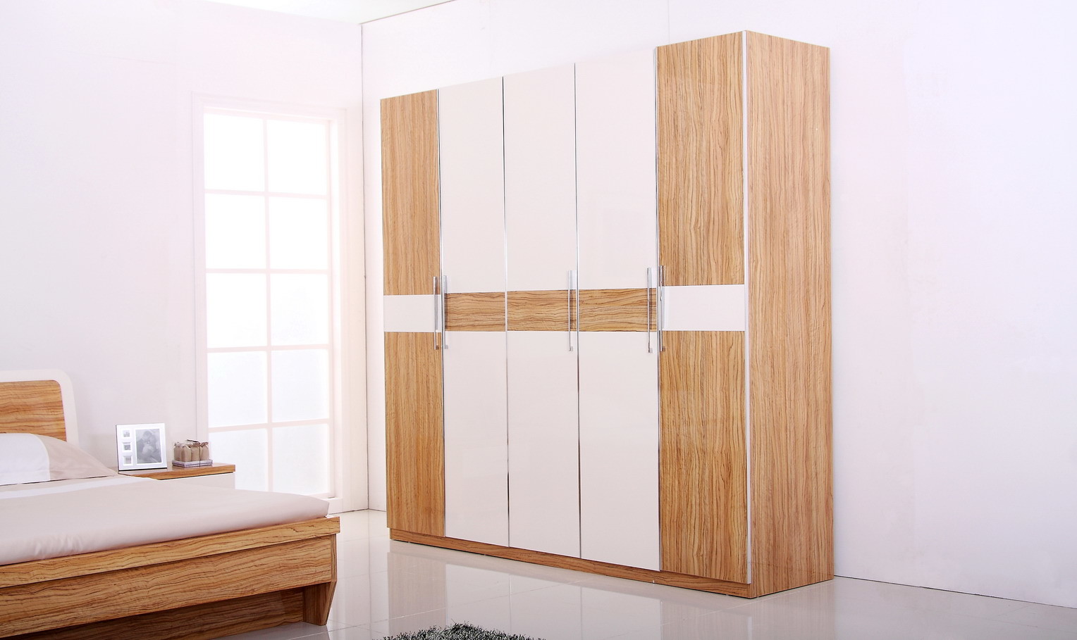 Buy cheap New Furniture design in shinely style for home bedroom set Bespoke Armoire and wardrobe with handle door product