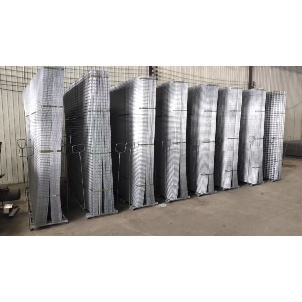 1.2×2.4m Hot Dipped Galvanized Welded Wire Mesh Panels with 50×50mm Mesh for Industrial Fencing