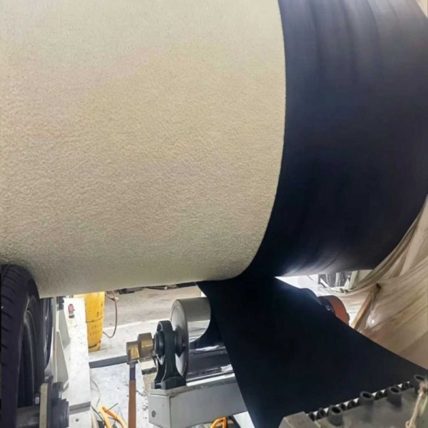 Automatic Polyurethane Spray HDPE PE Wrapping Steel Pipe Thermal Insulation Machine