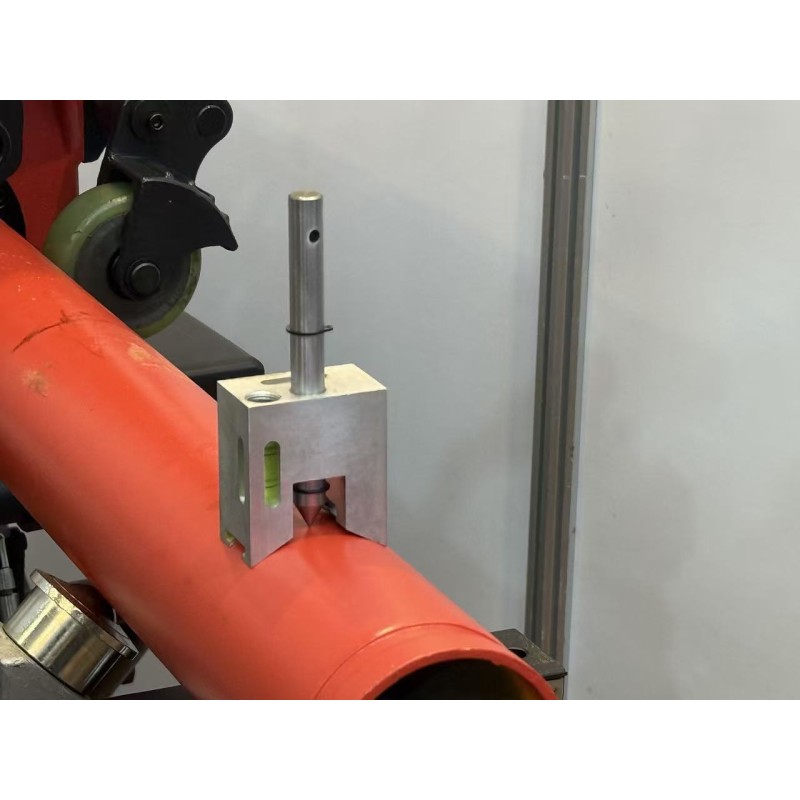 1-10 Inch Magnetic Pipe Center Punch Level Centering Tool for Pipe Threading Machine
