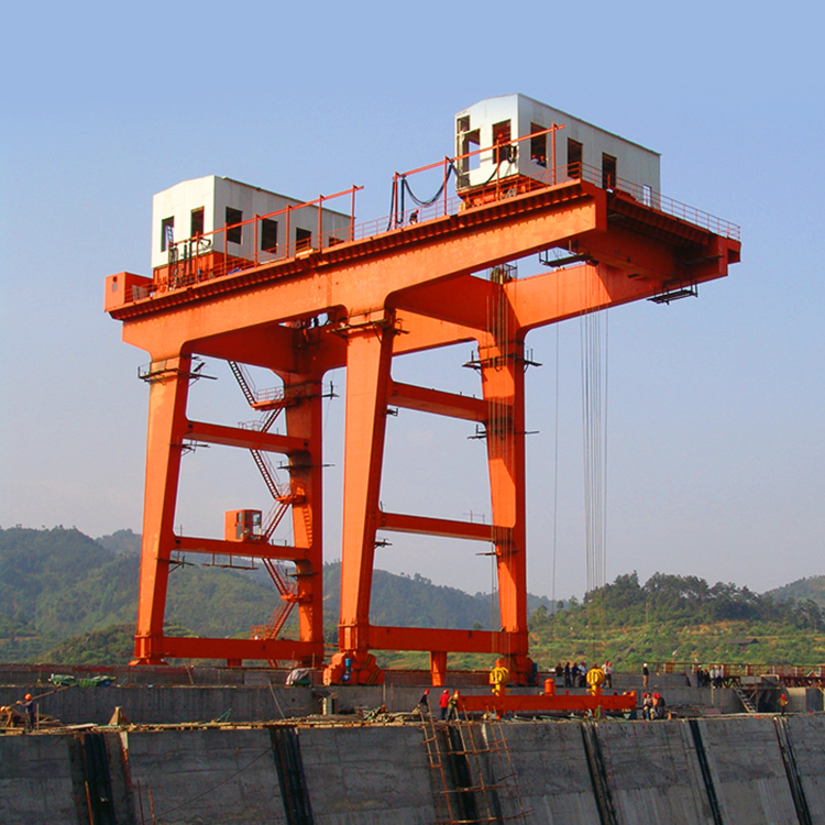 Heavy-duty Long-acting Crane