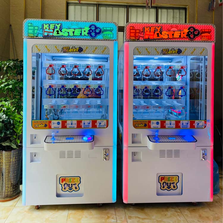 Key Master 15‑Slots Coin Operated Prize Machine, Adjustable Difficulty for Mall Arcade