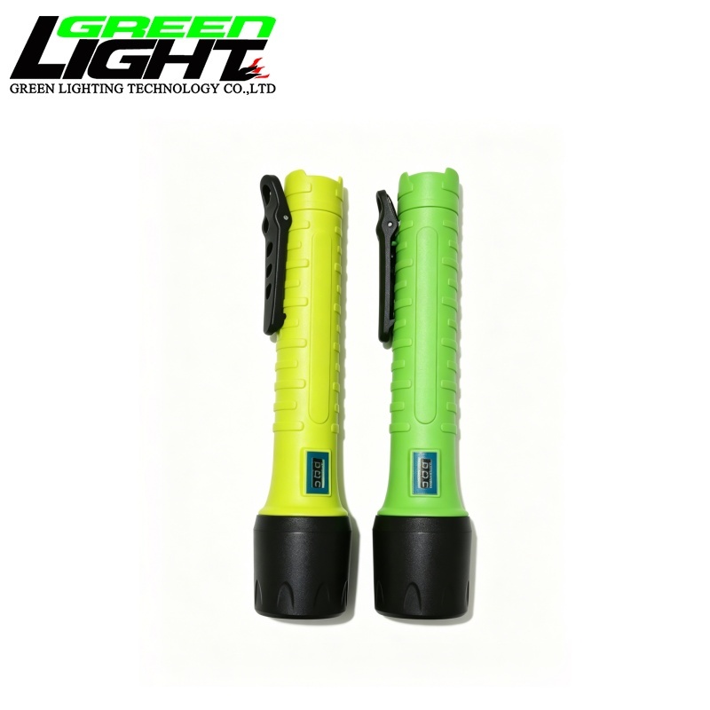 Industrial Rechargeable LED Flashlight IP68 Waterproof Inspection Torch with Battery Power Display