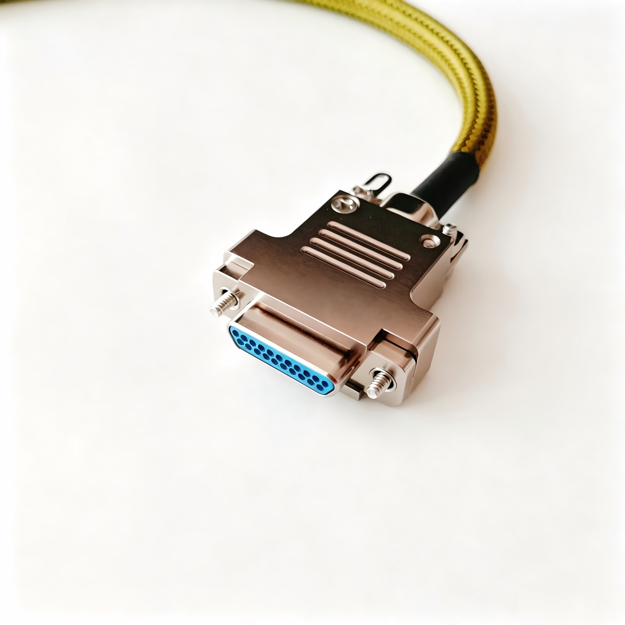 Micro-D Series MDM Micro Rectangular Connector J30J-21TJL-A3 Male Plug 21 Pin Connector Equipped With A3 Wire Clamp And Nylon Protective Sleeve