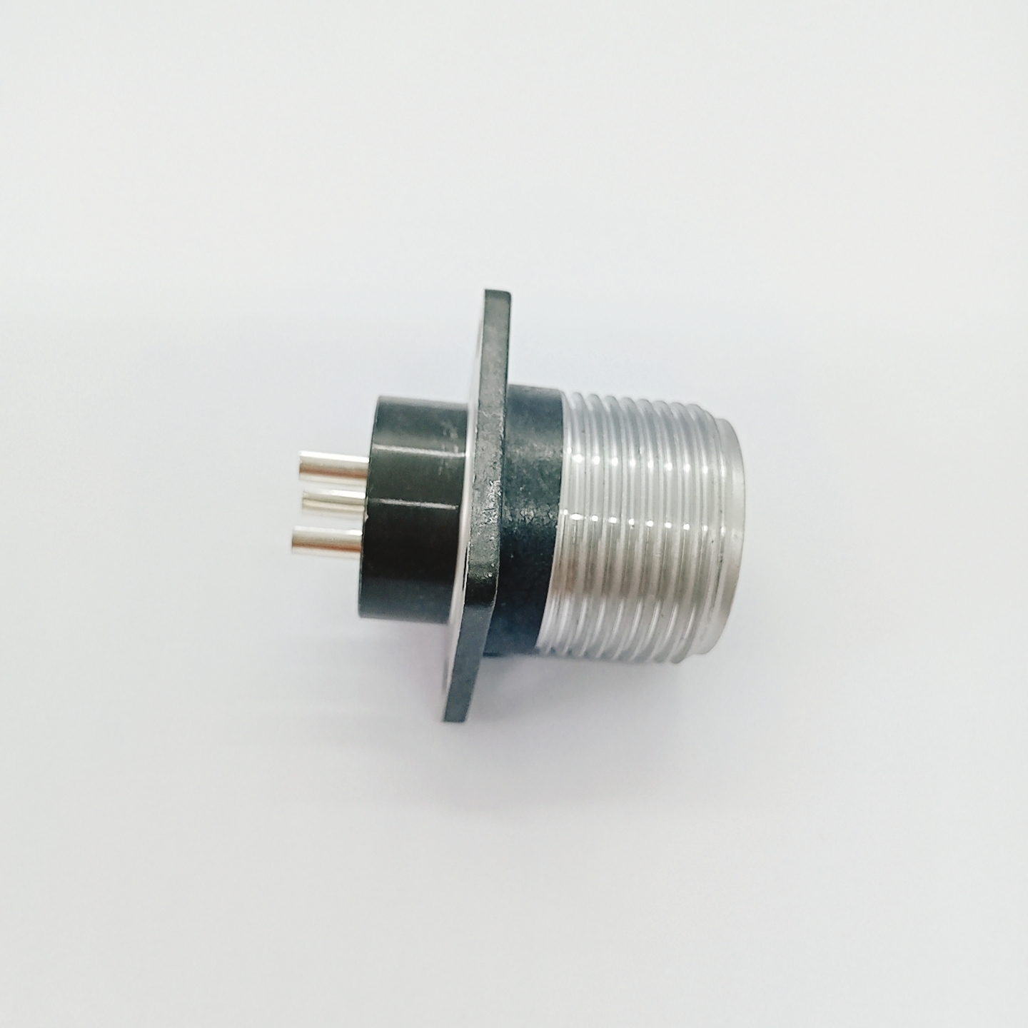 Circular Aviation Connector P Series 3 Pin Thread Locking Square Flange Panel Mount Male Receptacle P20J3A
