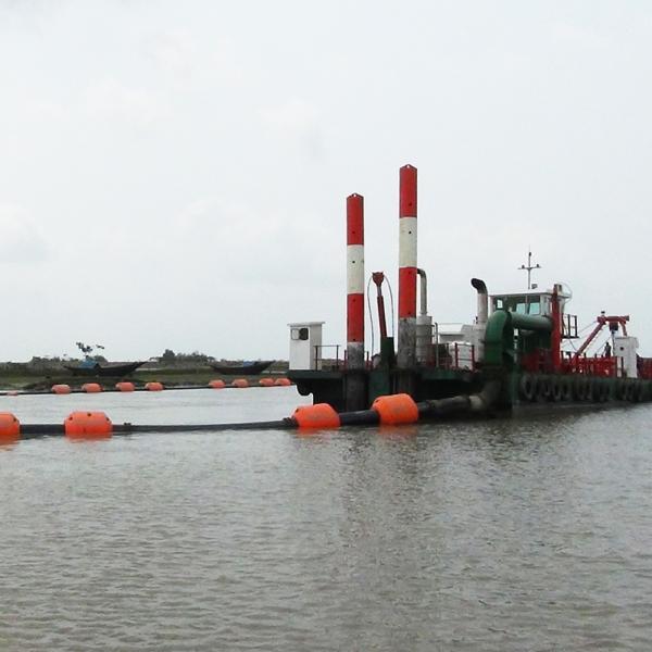Sea Bed Desilting Cutter Sand Dredger Dredging In Salty Water / Lake