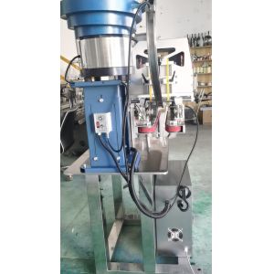 1PH Plastic Shampoo Bottle Linear Automatic Capping Machine Adjuatable 450KG