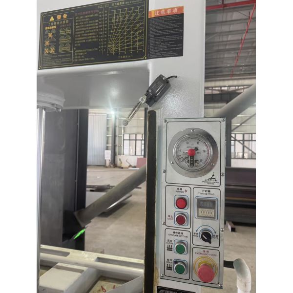 1.3x3m Building / Marine Board Panel Press Machine Single Layer Cold Pressing 50T