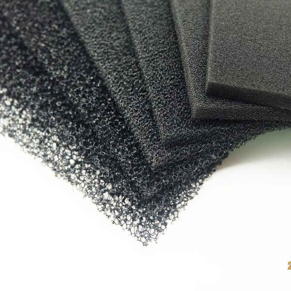 Filter sponge showing absorbent side