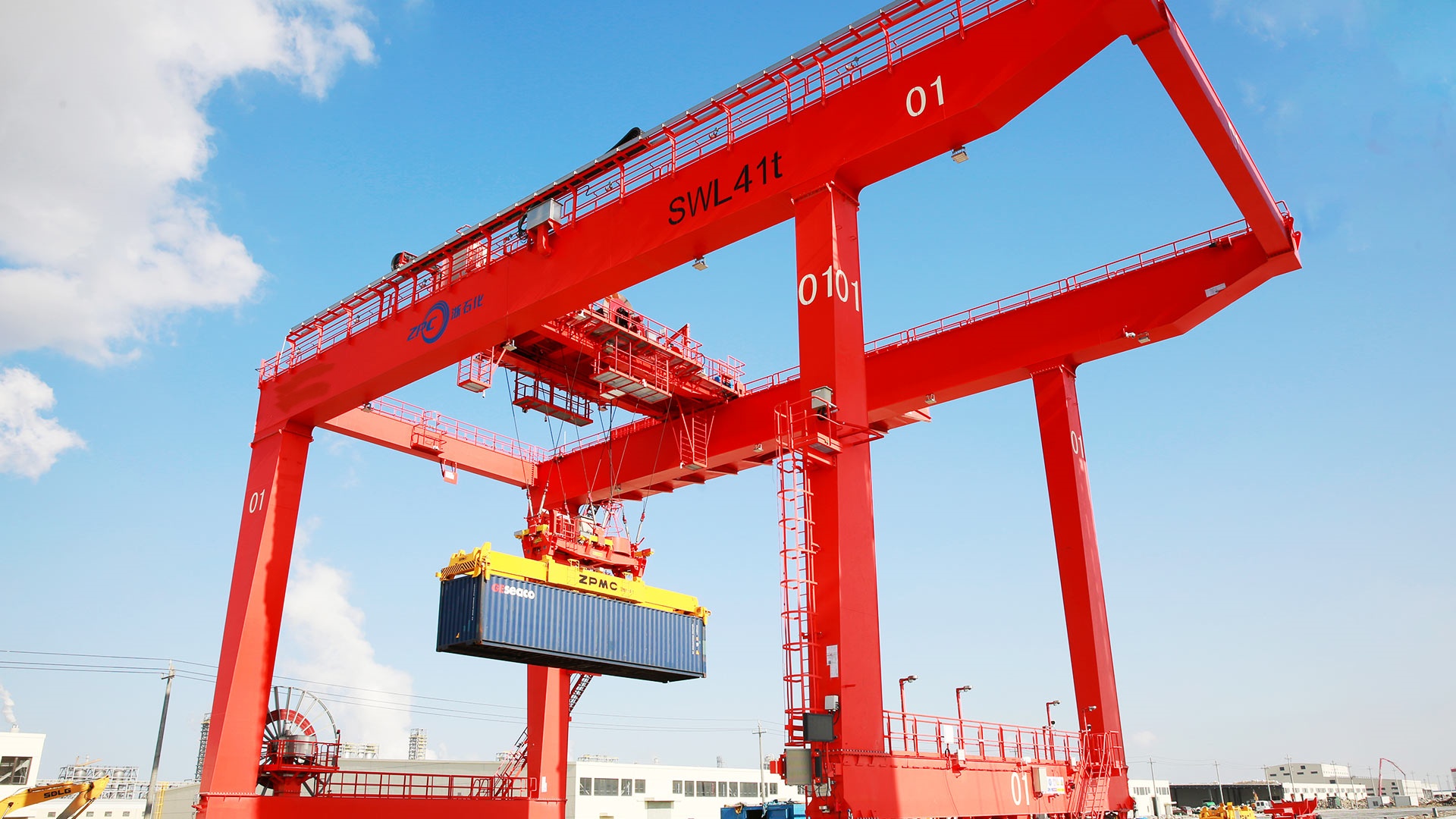 Intelligent Port Crane for Automated Container Terminal Operations