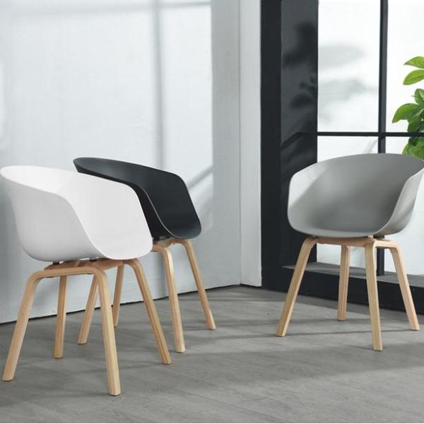 Nordic simple plastic leisure chair Hale dining chair creative wood foot coffee shop chair theme restaurant chair