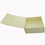 Cream Paper Folding Gift Box CMYK Printing For Sweet Candy Packaging