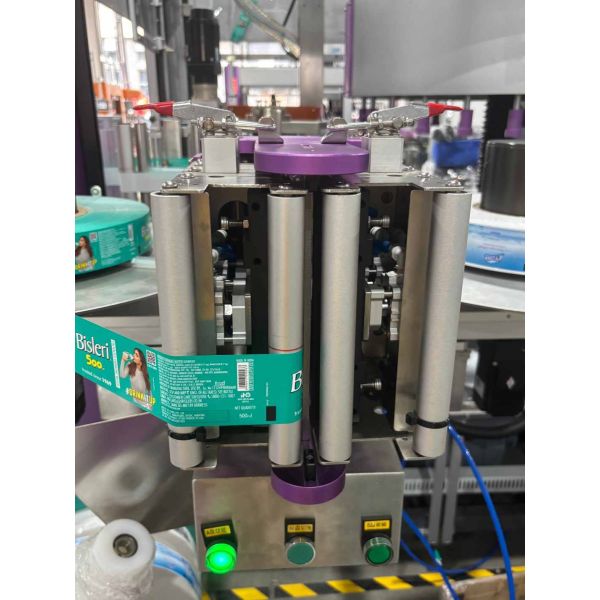 42000BPH Square Round Bottle PLC Control Automatic Hot Melt Labeling Machine