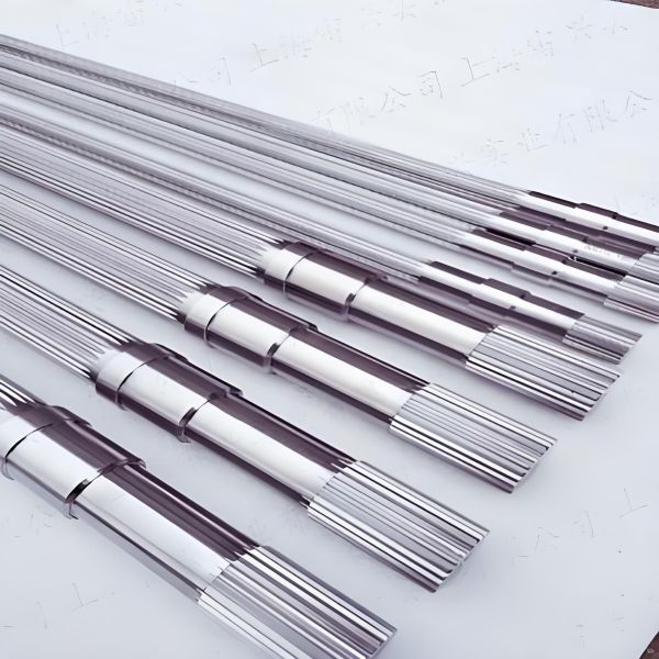 Twin-screw extruder accessory - core shaft