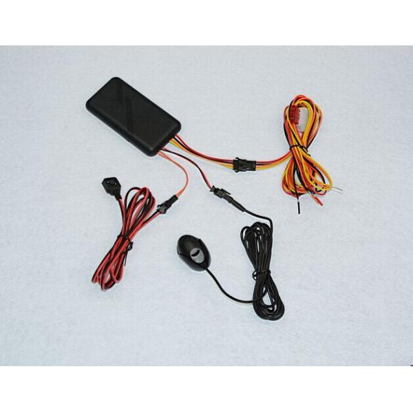 Motorcycle Real Time Automobile Tracking Devices , Compact Car Gps Locator Engine Stop