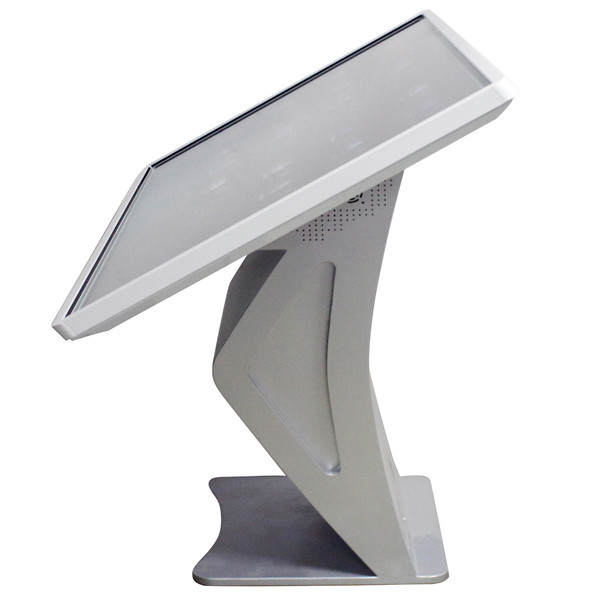 65 Inch 1000 Nit Screen Sunlight Readable Outdoor Display Kiosk 3840X2160