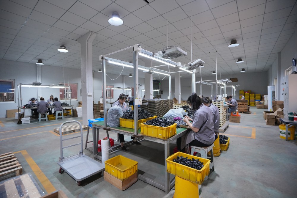 Careful FS Type Non-Split Solid Ferrite Core for Flat Cable Threading