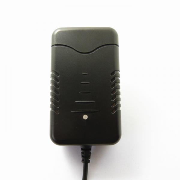 5V 12.6V 12 Volt Lithium Ion Battery Charger , 0.5A 1A 2A 3A Battery Trickle Charger