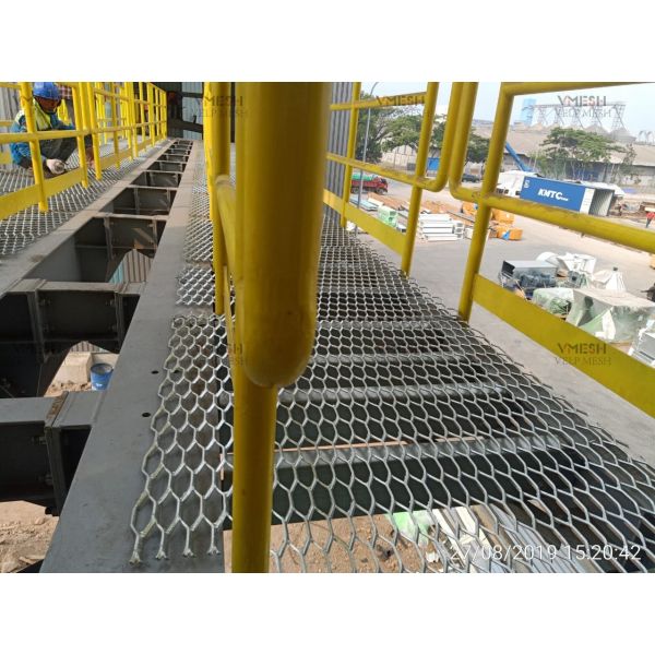 Carbon Steel 4mm Hexagon Hole Expanded Metal Mesh Heavy Duty