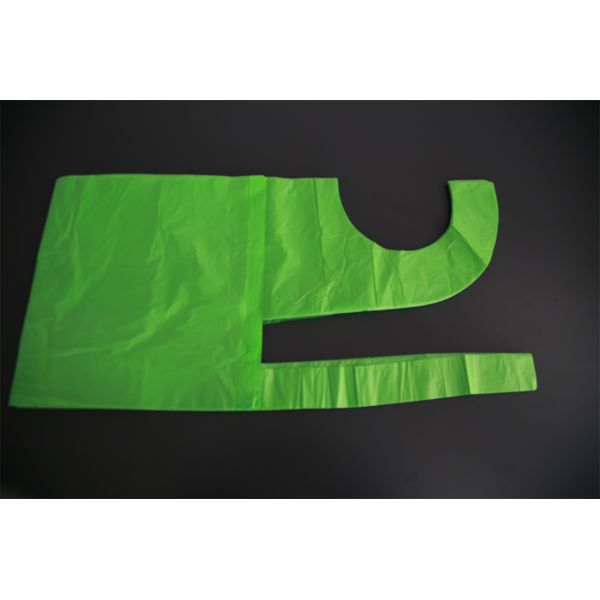 Plastic Polythene Disposable Medical Apron LDPE/HDPE Black Flat pack Aprons on roll Smooth Embossed Yellow Pink