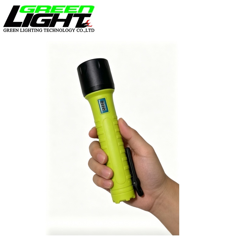 Industrial Rechargeable LED Flashlight IP68 Waterproof Inspection Torch with Battery Power Display