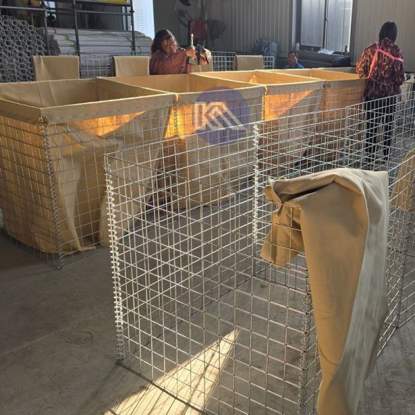 Galvanized Sand Wall Welded Defensive Barrier Explosion Proof Cage Flood Defense Gabion Blast Wall Geotextile Bastion Barriers