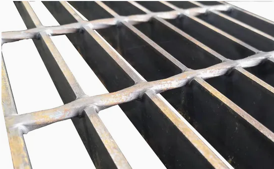 Hot DIP Galvanized Plain Type or Serrated Type Steel Grating with CE Approval for Industrial Flooring and Mezzanines
