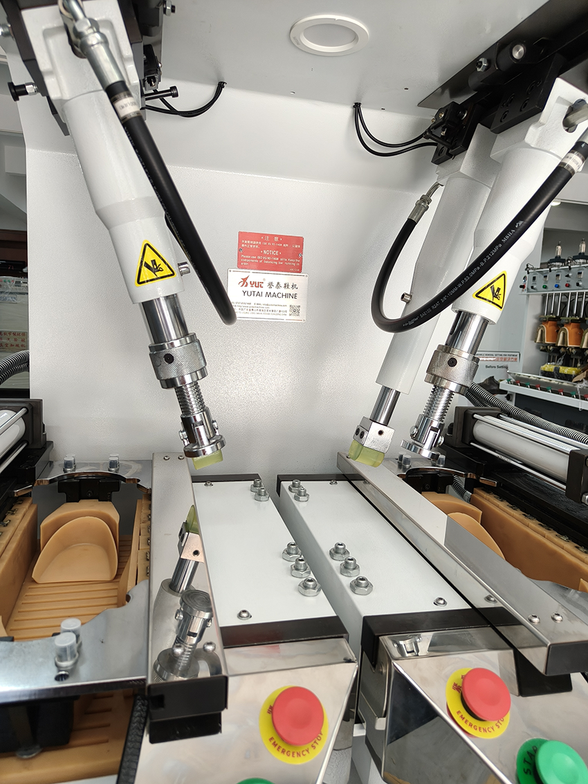 High Output Shoe Sole Pressing Machine Featuring Full Hydraulic System and Smooth Shoe Loading for Seamless Bonding