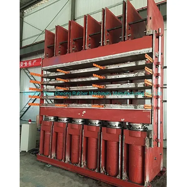 Tread Vulcanizing Press machine side view