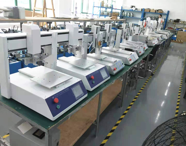 3d Dome Label Dispensing Machine Automatic Epoxy Sticker Doming Machine Glue Machine