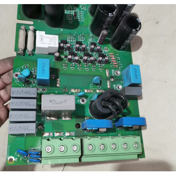 SINT4310C ABB Module System Interface Module AC 800M controllers enabling reliable data exchange