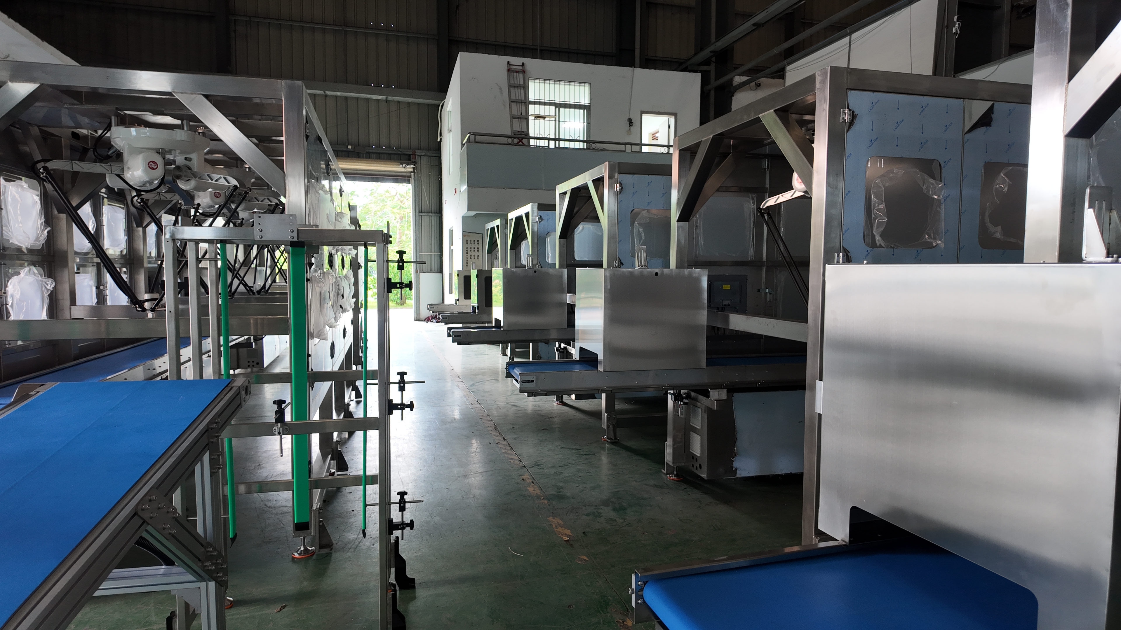 Buget-friendly Fast Dynamic Response QS-D-B-600 Delta pick and place robot for wetwipes