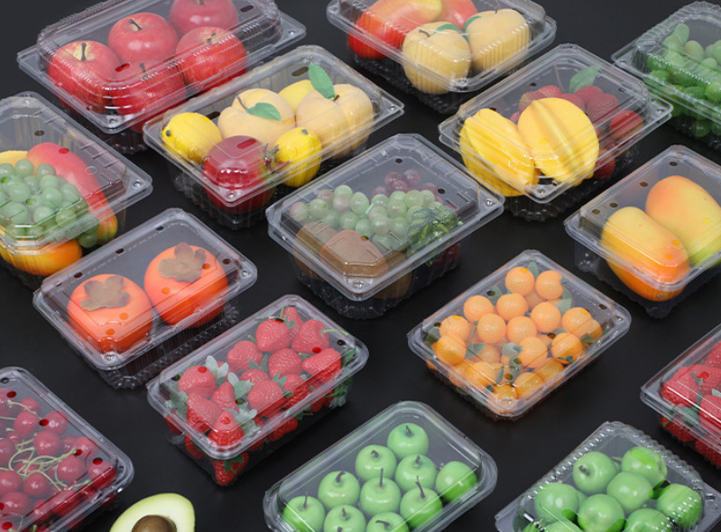 Berry clamshell packaging container