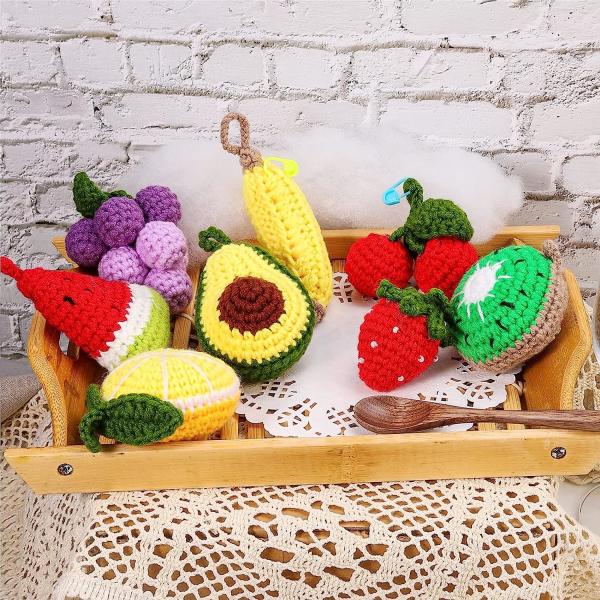 Beginner Crochet Kit - Hand-Crochet, Decorative Keychain, Crochet Kit for Beginners with Step-by-Step Instruction