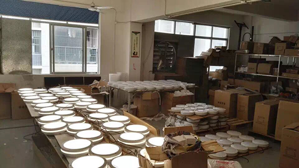 Round Shape LED Bulkhead Light Side Emitting Design With Microwave Sensor