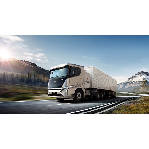 Q3 Tractor Long Range Edition Multimedia System Included