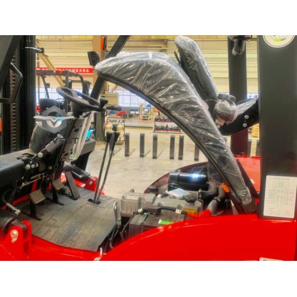 5 Ton Forklift with Yanmar engine & Double Drum Clamp Hot Sale in Kenya