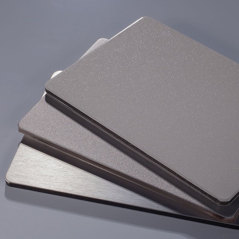 Aluminum 3D-Core panels combine the best features of different curtain wall materials.