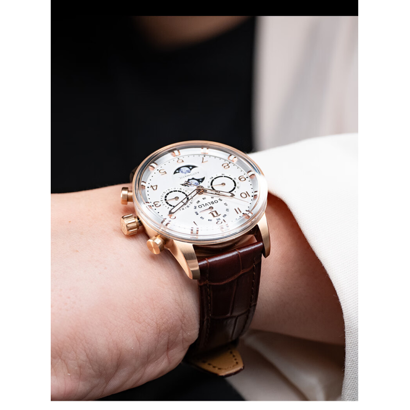 Professional Traditional Business Wrist Watch Featuring Date Display Function and Scratch Resistant Mineral Glass for Daily Wear