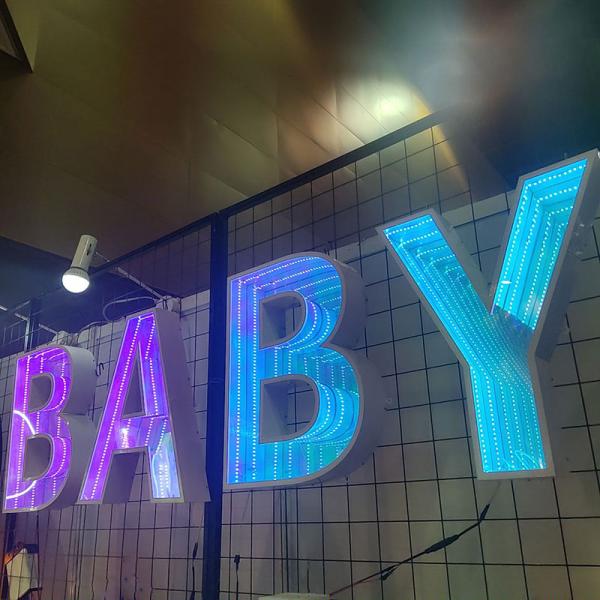 Factory Direct Sale Illusions 3D Led Infinite Mirror Signage Barber Shop 3D Salon Barbershop Decoration