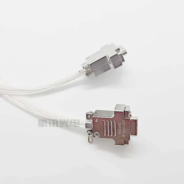 J30j Rectangular Connector J30j-15tjl-A3 Crimping with Wire 15 Core and Tail Clip.