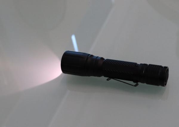 5W 300Lm Rechargeable Led Torch Light 5 Modes Cree 55h Working Time