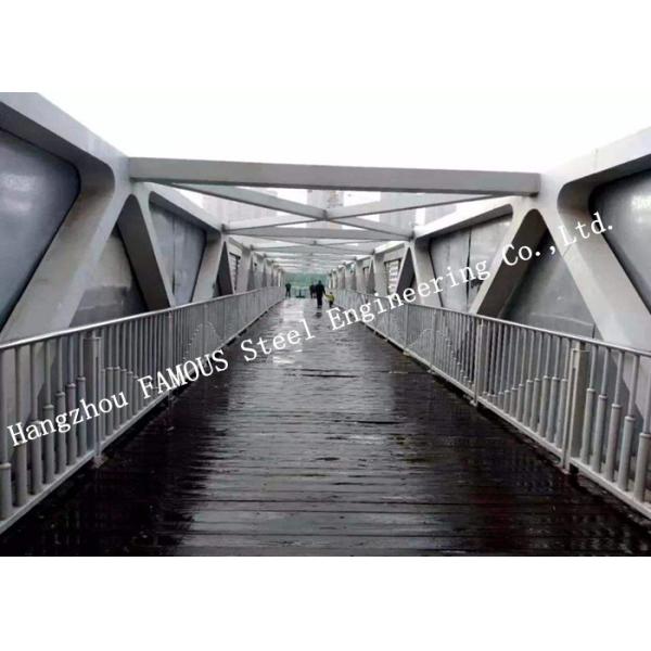 Easy Installation Prefabricated Pedestrian Steel Structure Skywalk Bridge