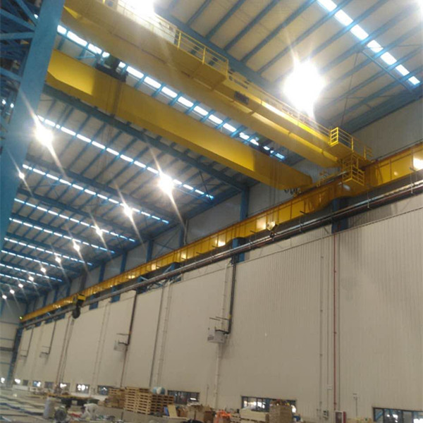 High Quality Prefabricated Heavy Lattices Steel Structure Workshop with Crane